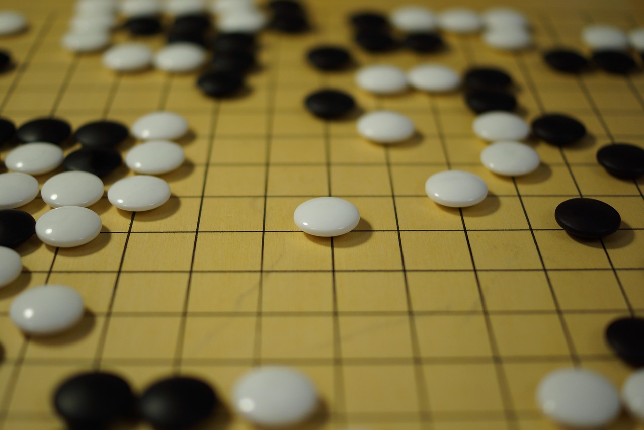 亲子游戏下棋攻略，增进亲子关系，提升思维能力